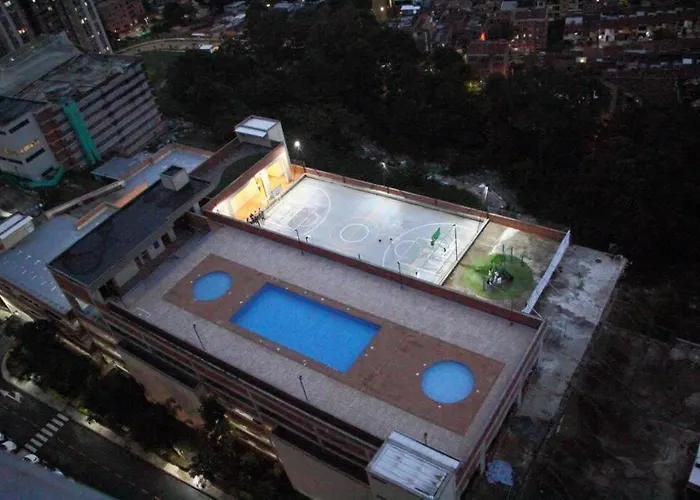 New Lovely 3 Bedroom Condo With An Awesome View!