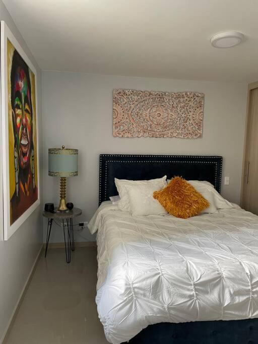 Apartment New Lovely 3 Bedroom With An Awesome View!