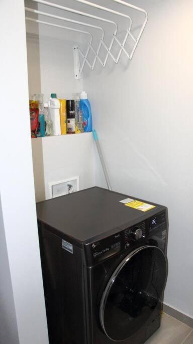 New Lovely 3 Bedroom With An Awesome View! * Bello